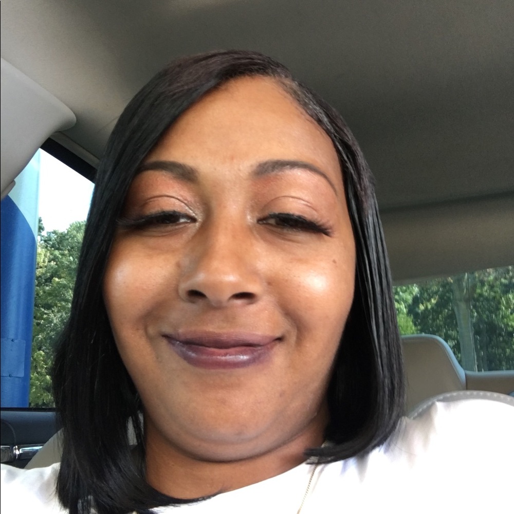 Meet your Posher, Temicka